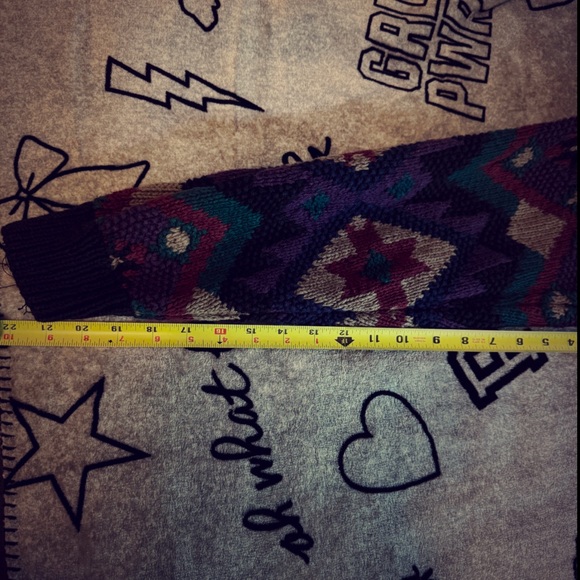 Geometric Patterned Sweater - Multicolor - Picture 2 of 3